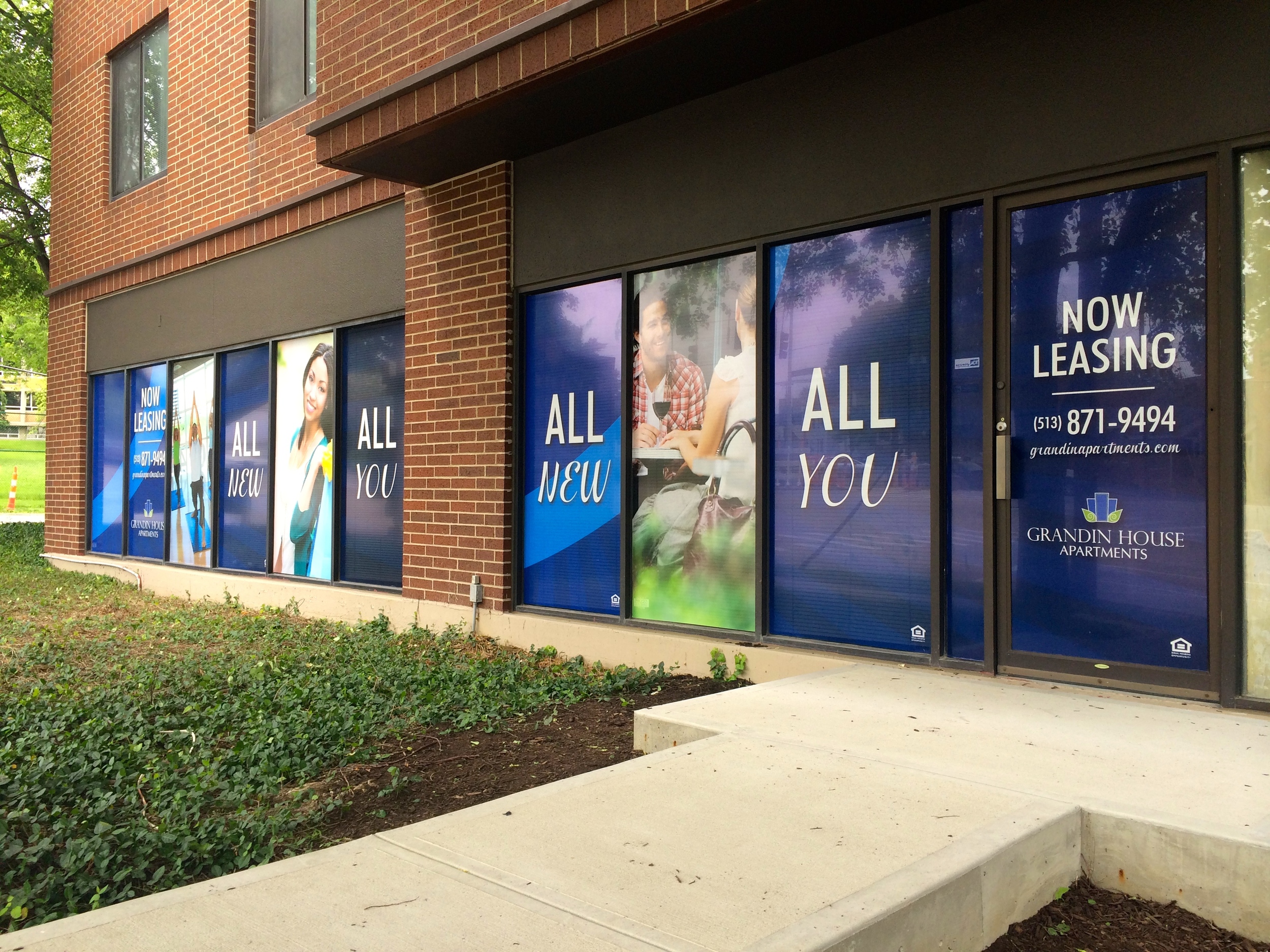 Digitally Printed Window Graphics for Grandin House Apartments in Cincinnati, OH