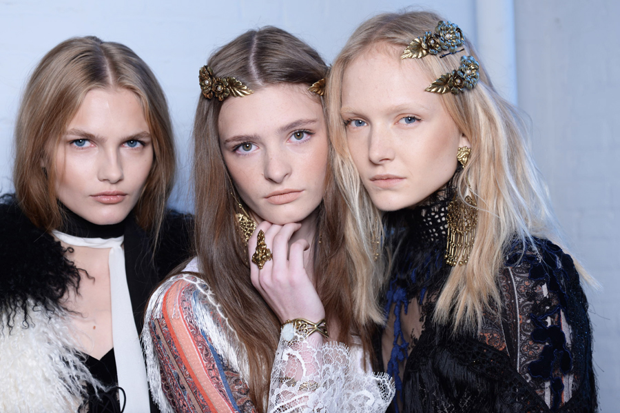 RODARTE
0
0
1
2
12
Cosmetics
1
1
13
14.0
Normal
0
false
false
false
EN-US
JA
X-NONE
/* Style Definitions */
table.MsoNormalTable
{mso-style-name:"Table Normal";
mso-tstyle-rowband-size:0;
mso-tstyle-colband-size:0;
mso-style-noshow:yes;
mso-style-priority:99;
mso-style-parent:"";
mso-padding-alt:0cm 5.4pt 0cm 5.4pt;
mso-para-margin:0cm;
mso-para-margin-bottom:.0001pt;
mso-pagination:widow-orphan;
font-size:12.0pt;
font-family:Cambria;
mso-ascii-font-family:Cambria;
mso-ascii-theme-font:minor-latin;
mso-hansi-font-family:Cambria;
mso-hansi-theme-font:minor-latin;} (Photo: Nars): A neutral lip look, achieved with Nars Velvet Matte Lip Pencil in Belle de Jour, offset the ornamented hair.
