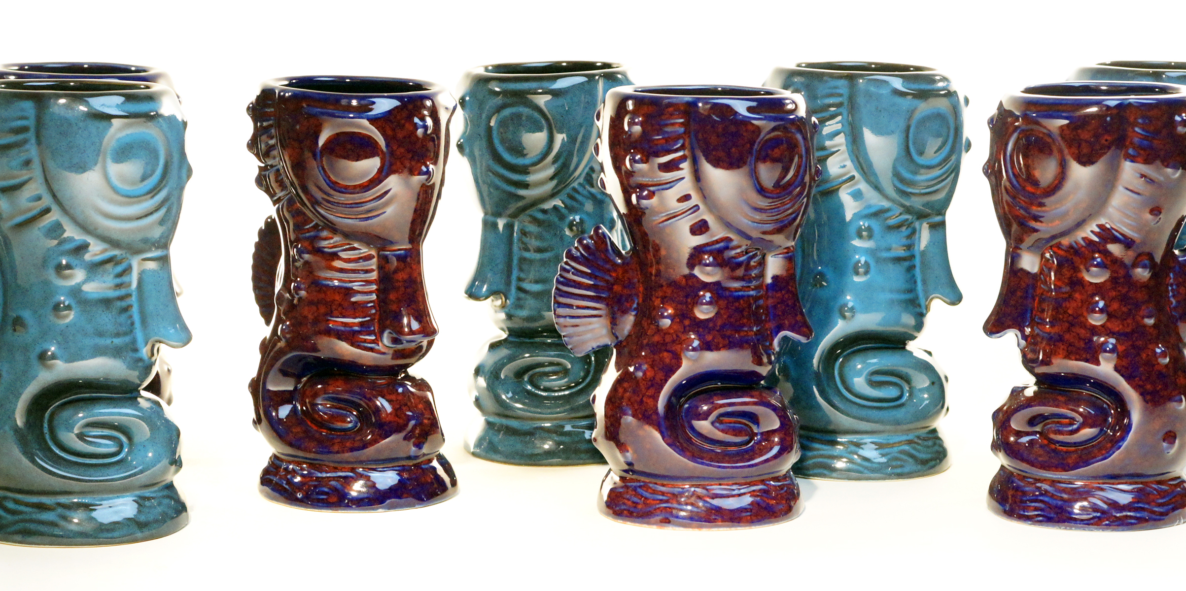 A brand to color RED Seahorse is now available and guess what ! Blue Seahorse is back in stock. 