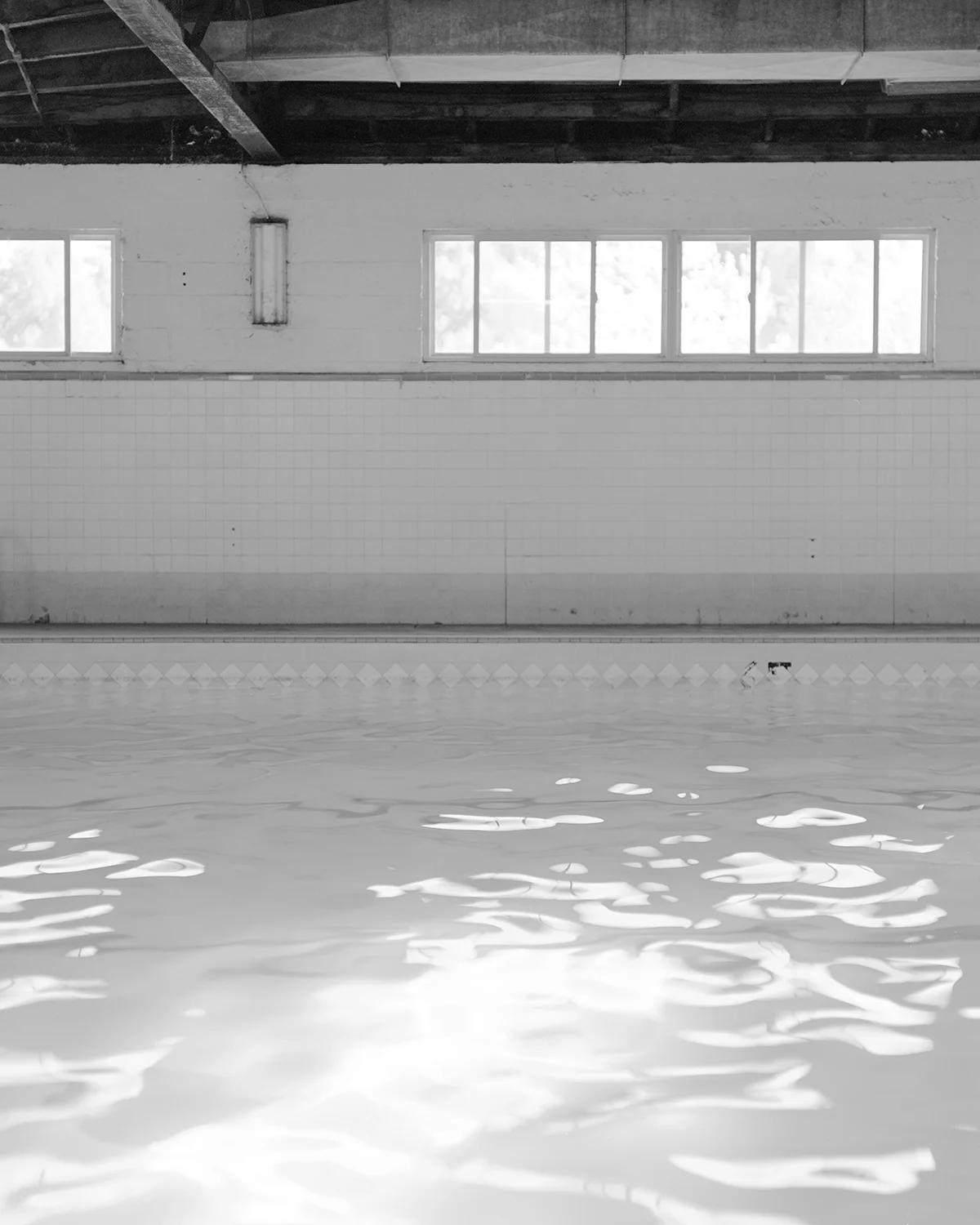 SarahRoseRobertson_PoolDreams_013.jpg