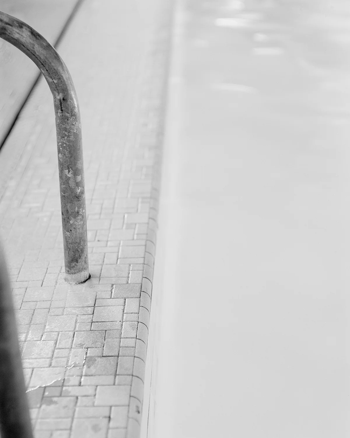 SarahRoseRobertson_PoolDreams_011.jpg