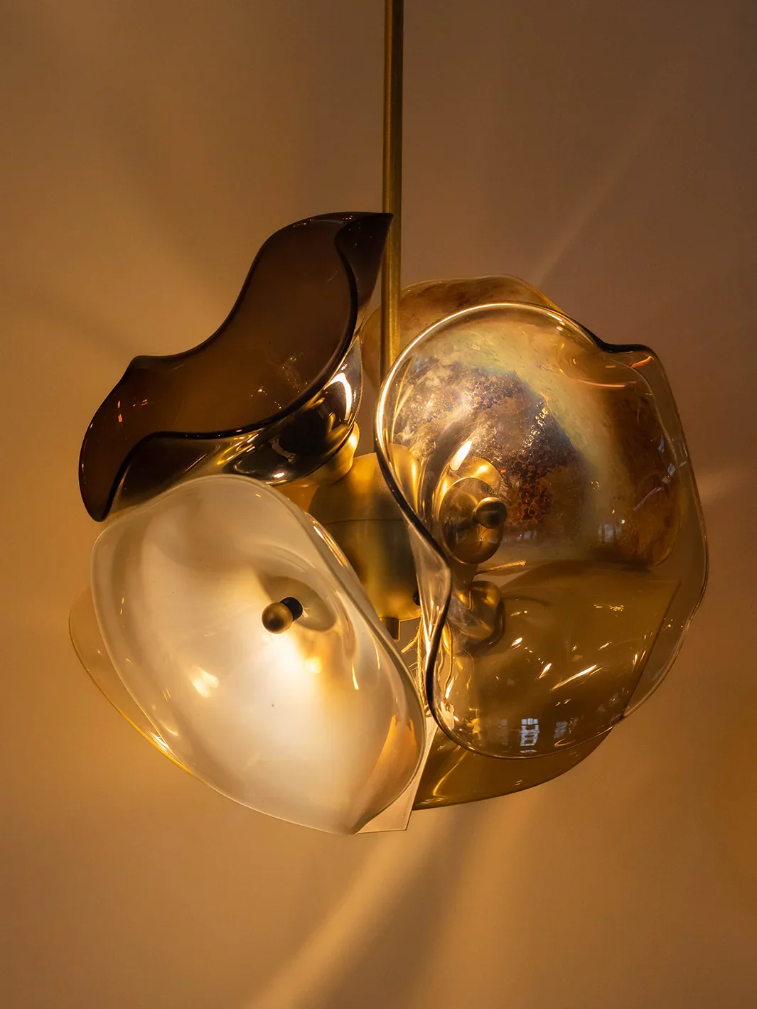 LW_Petal_Pendant_1.webp