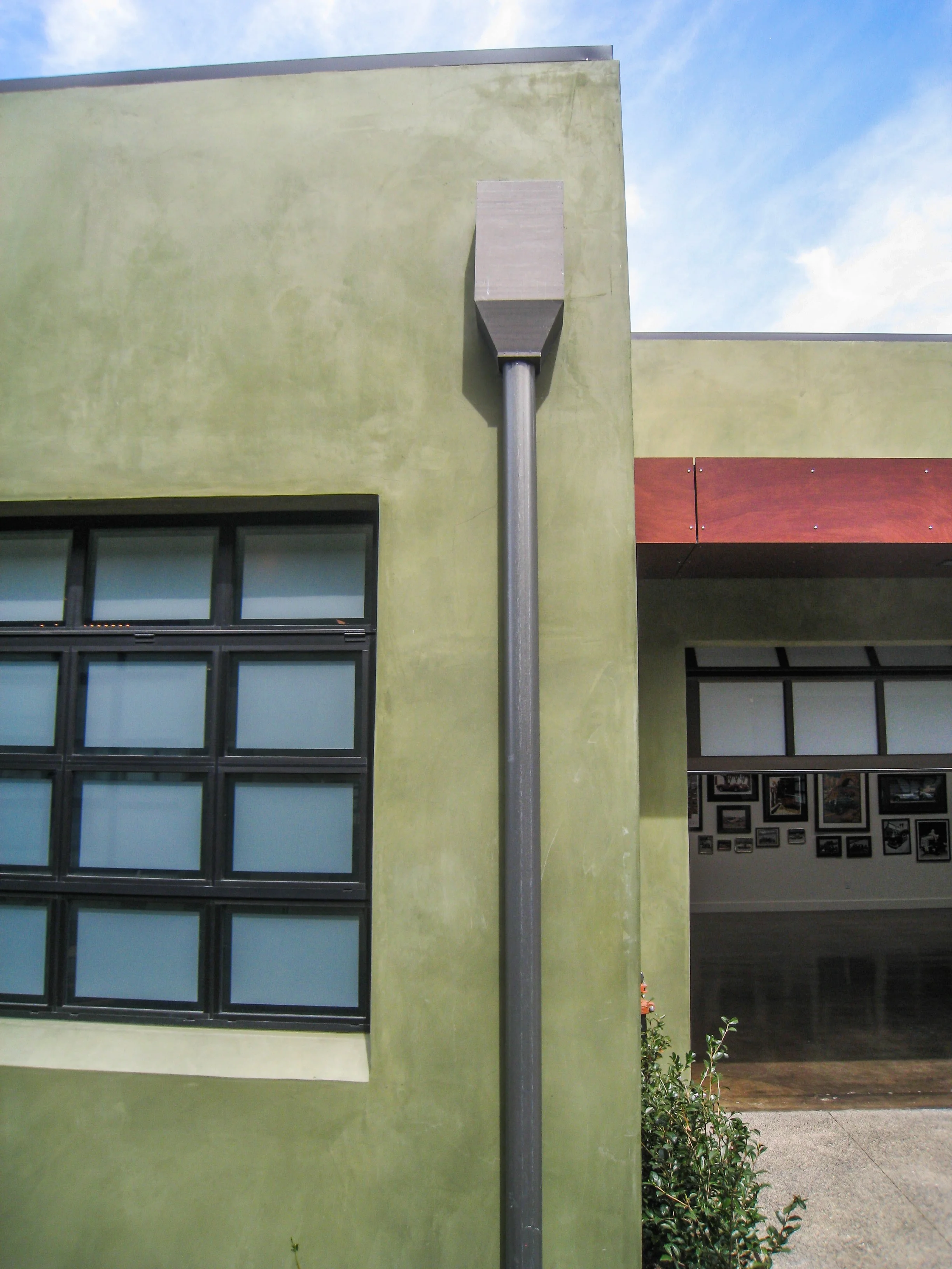 Bonderized downspout -Hammer e.JPG