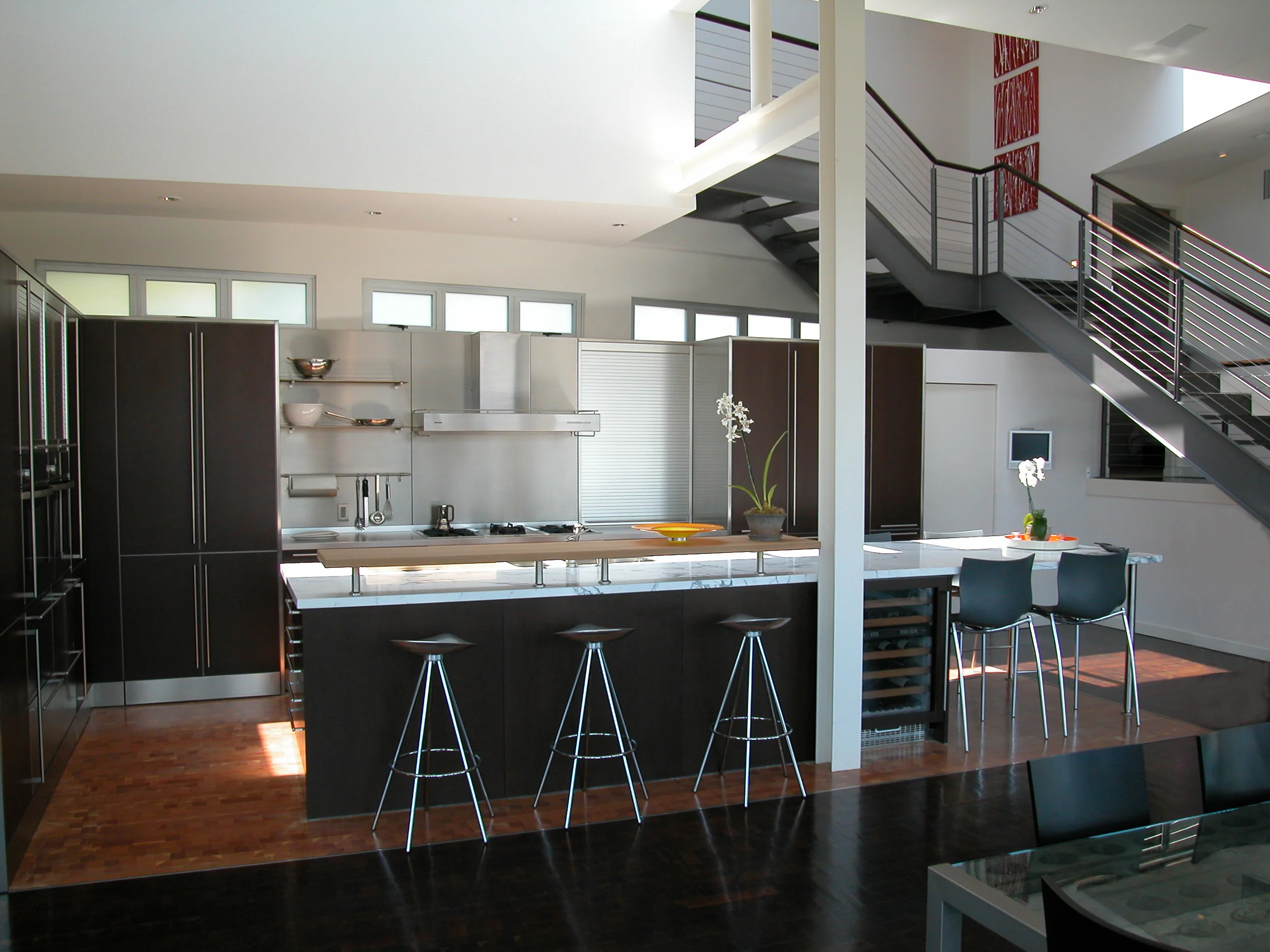 6 kitchen.jpg