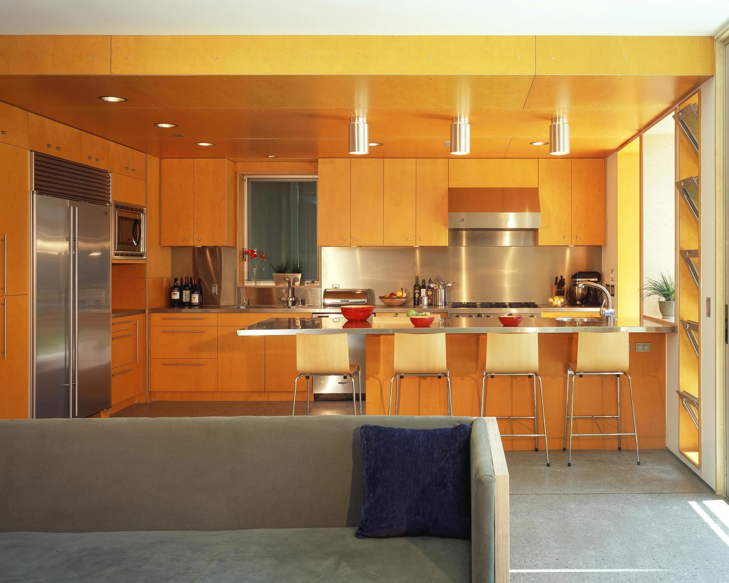 Kahn Res -Linden -A06 kitchen.JPG