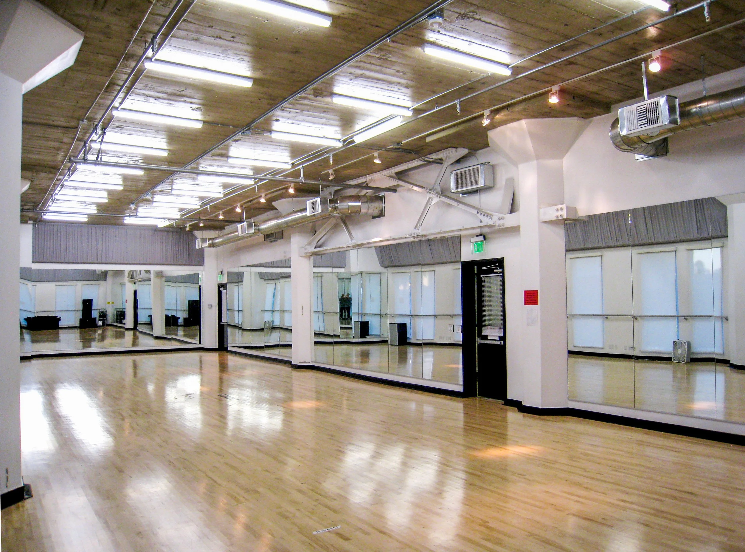 International Dance Academy -Hollywood Blvd