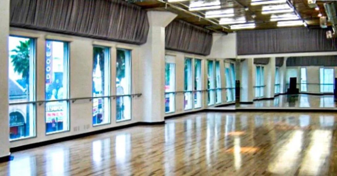 International Dance Academy -Hollywood Blvd
