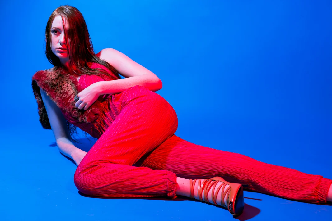 Madeline Ford 10photos-5.jpg