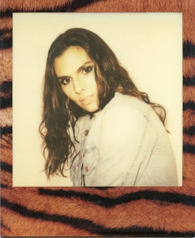 Nicole Peelman Polaroid Ignite Models 10photos-2.jpg