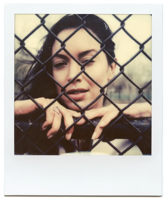 Maddison Polaroid 10photos-5.jpg