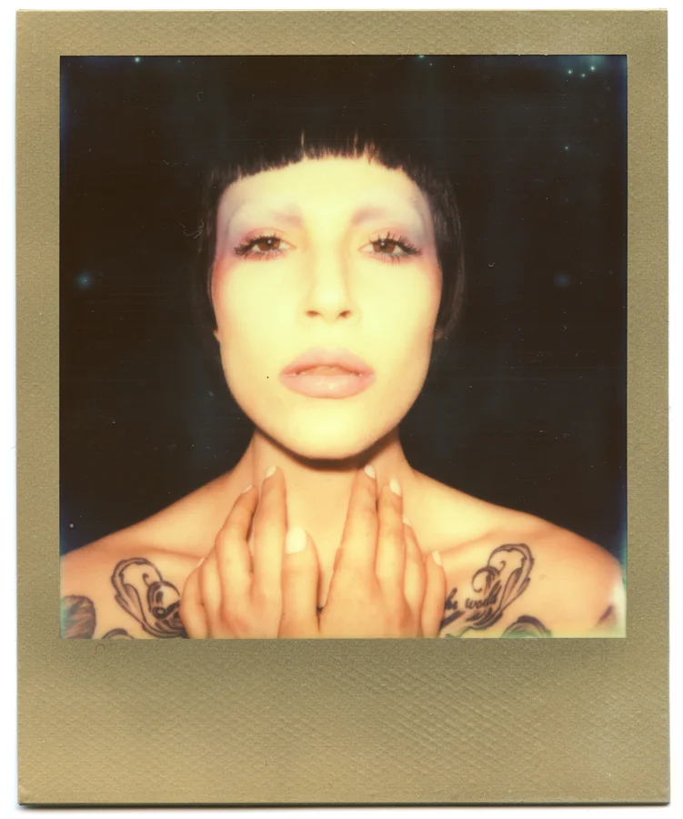 Clara Polaroid 10photos932.jpg