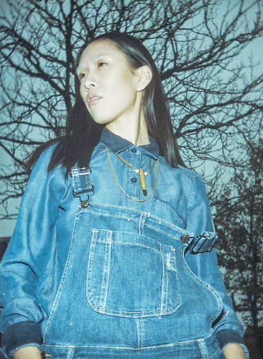 Juni,-Factor-Women,-10photos-7.gif