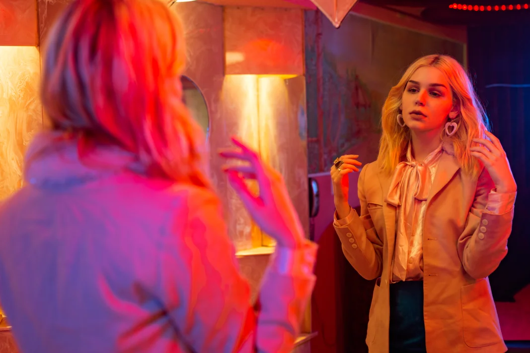 Alexis (Rainbow Motel) 10photos-11.jpg