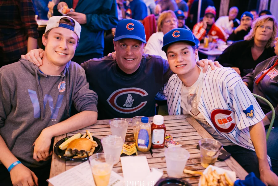 Deuces and The Diamond Club, Cubs Game 7 Nov 2, 2016 10photos-46.jpg
