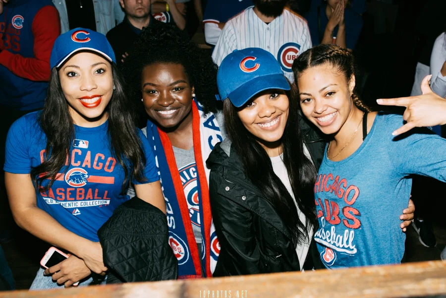 Deuces and The Diamond Club, Cubs Game 7 Nov 2, 2016 10photos-151.jpg
