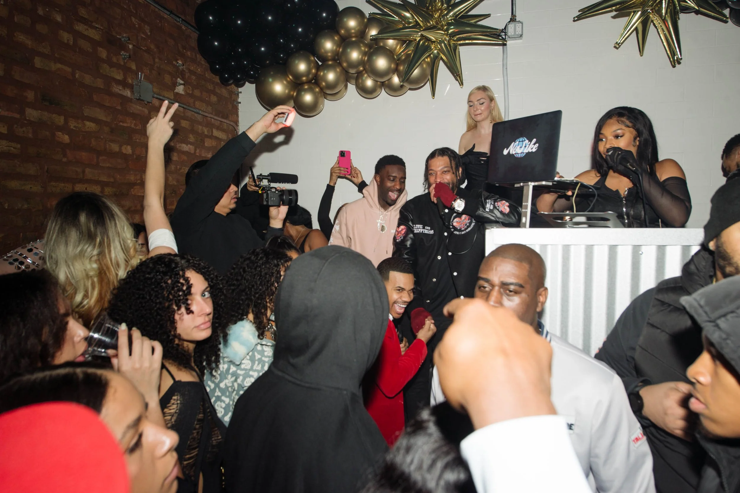 Era Social Club New Years Eve Dec 31, 2022 10photos-166.jpg