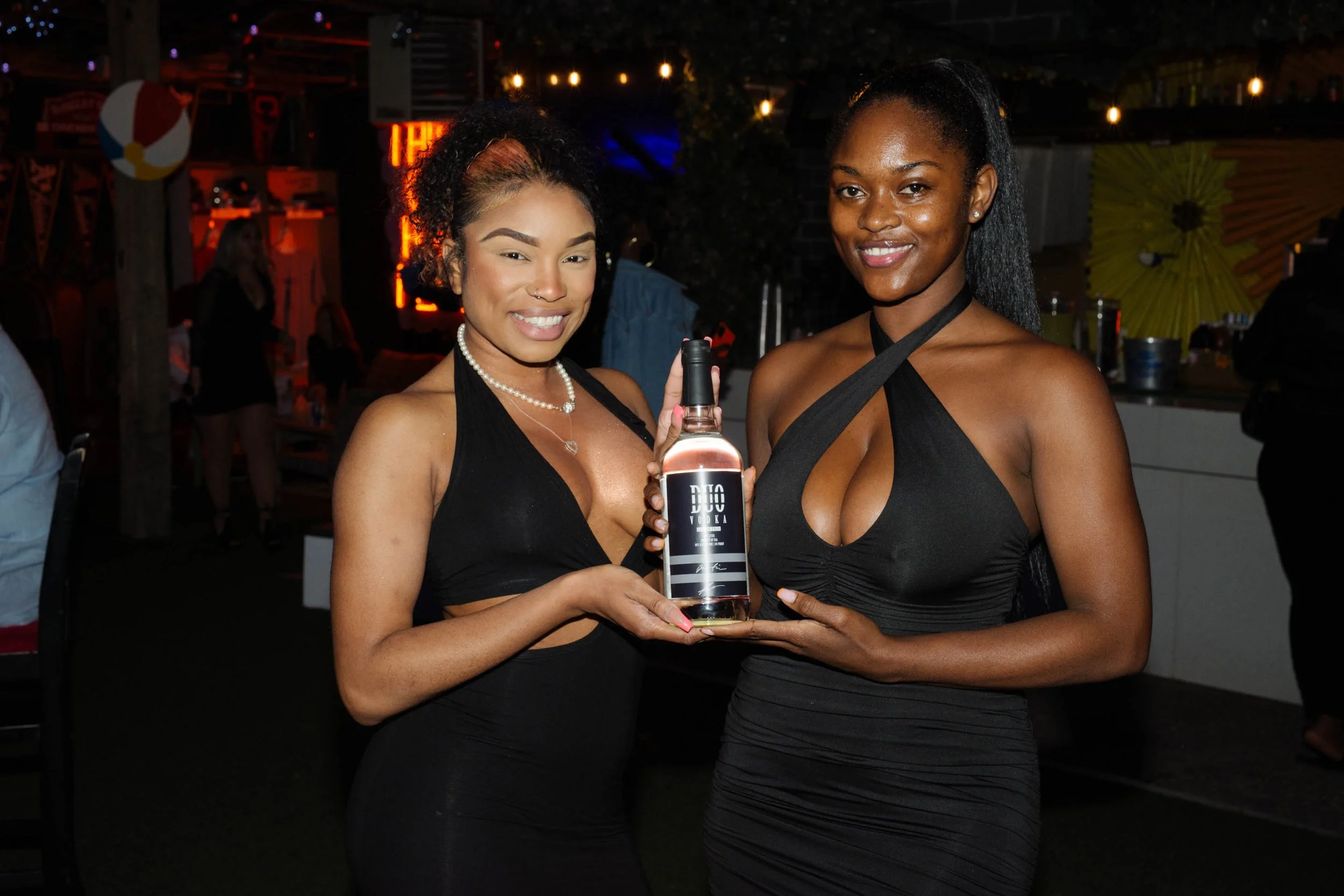 Ashanti, Deuces Chicago June 10, 2022 10photos-8.jpg