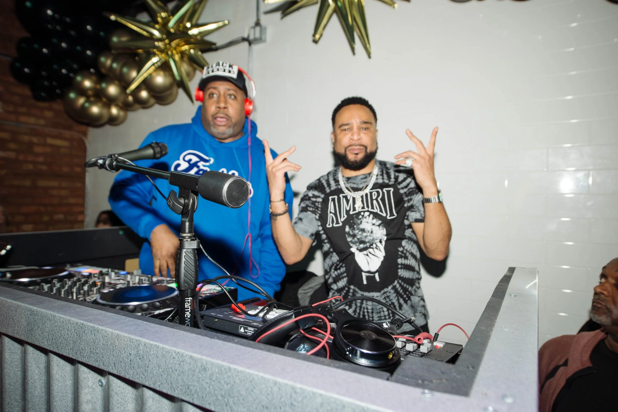 Era Social Club New Years Eve Dec 31, 2022 10photos-70.jpg