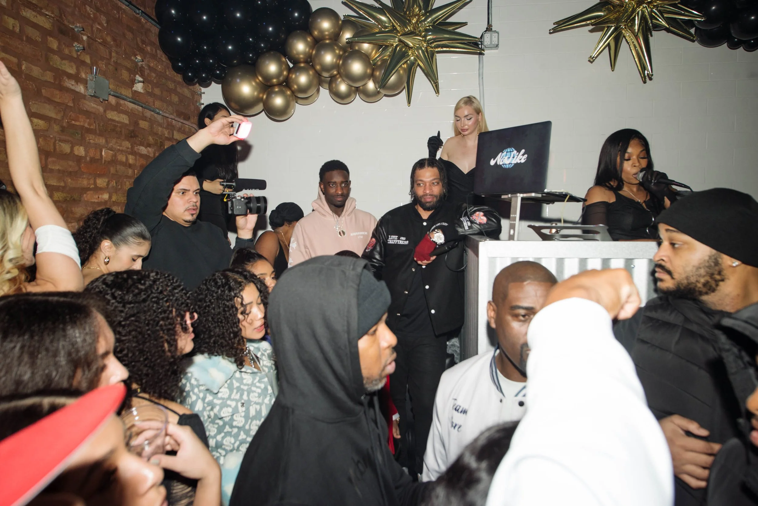 Era Social Club New Years Eve Dec 31, 2022 10photos-167.jpg