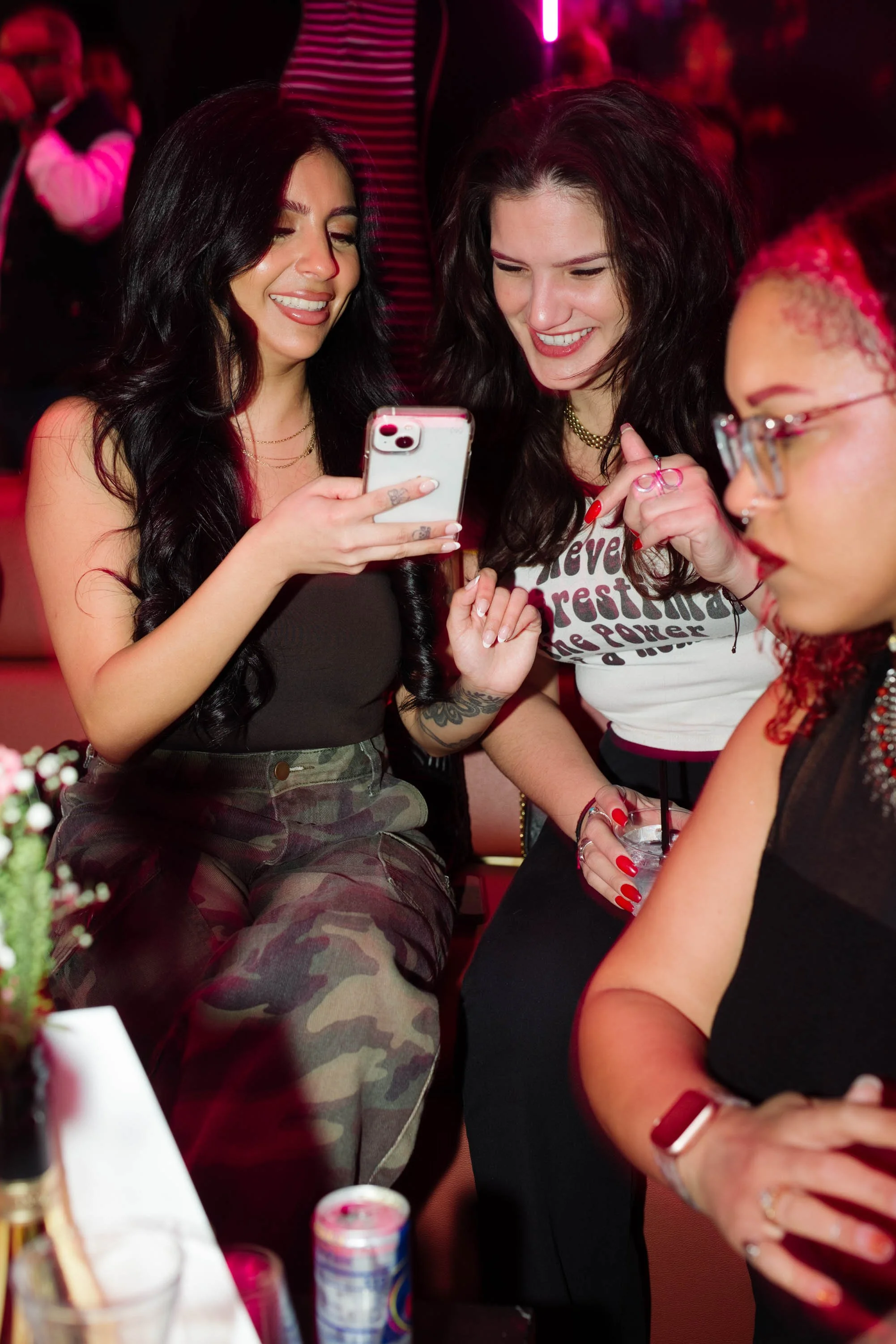 Pretty Girls- Ladies Night, Hue Chicago Mar 13, 2024 10photos-73.jpg