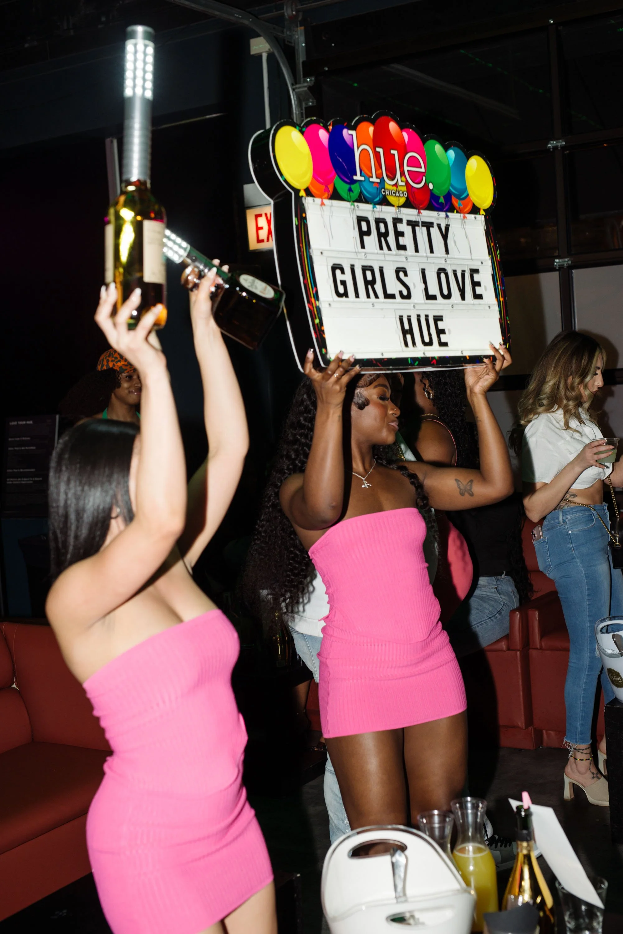 Pretty Girls, Ladies Night, Hue Chicago Apr 10, 2024 10photos-60.jpg