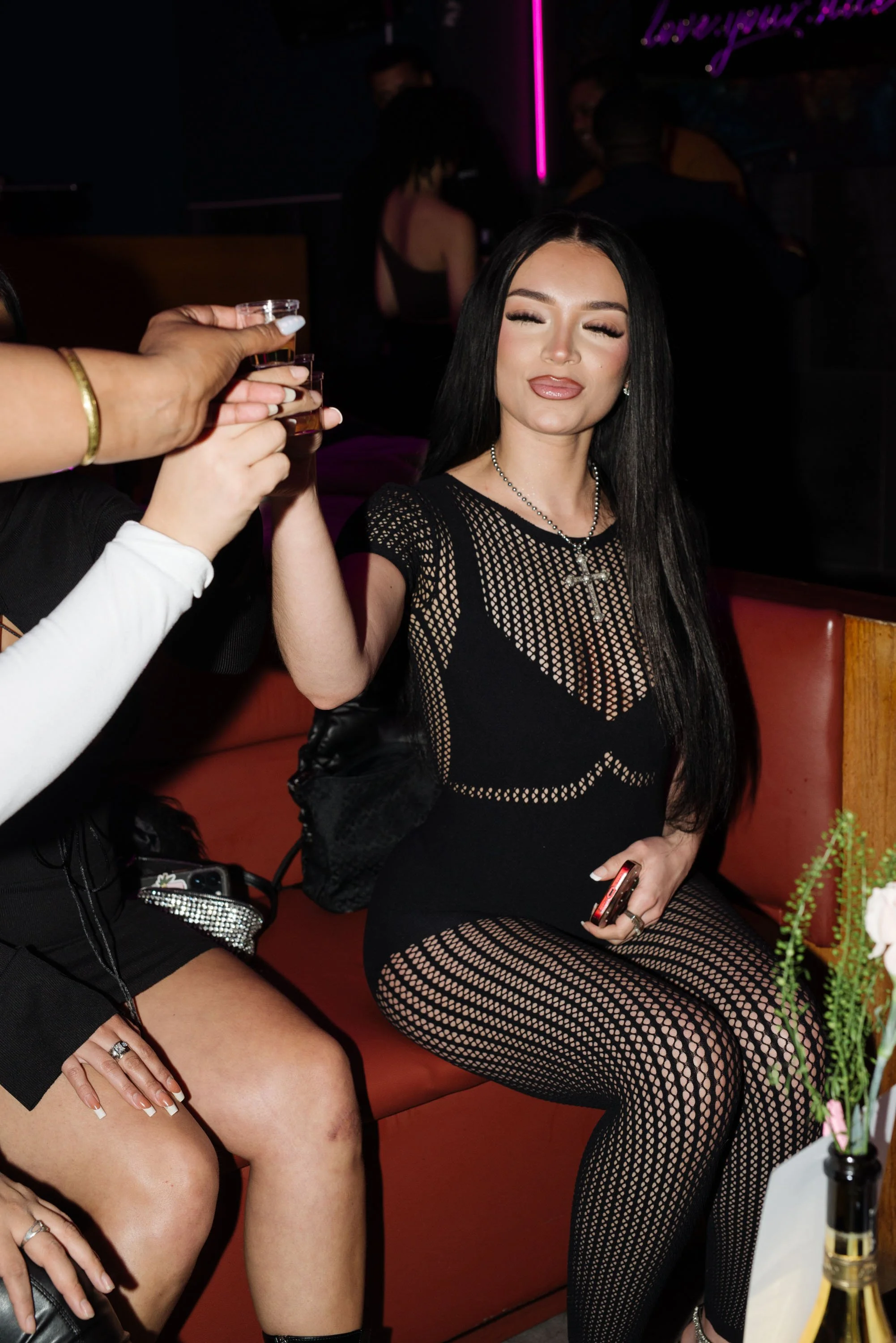 Pretty Girls, Ladies Night, Hue Chicago Apr 24, 2024 10photos-39.jpg