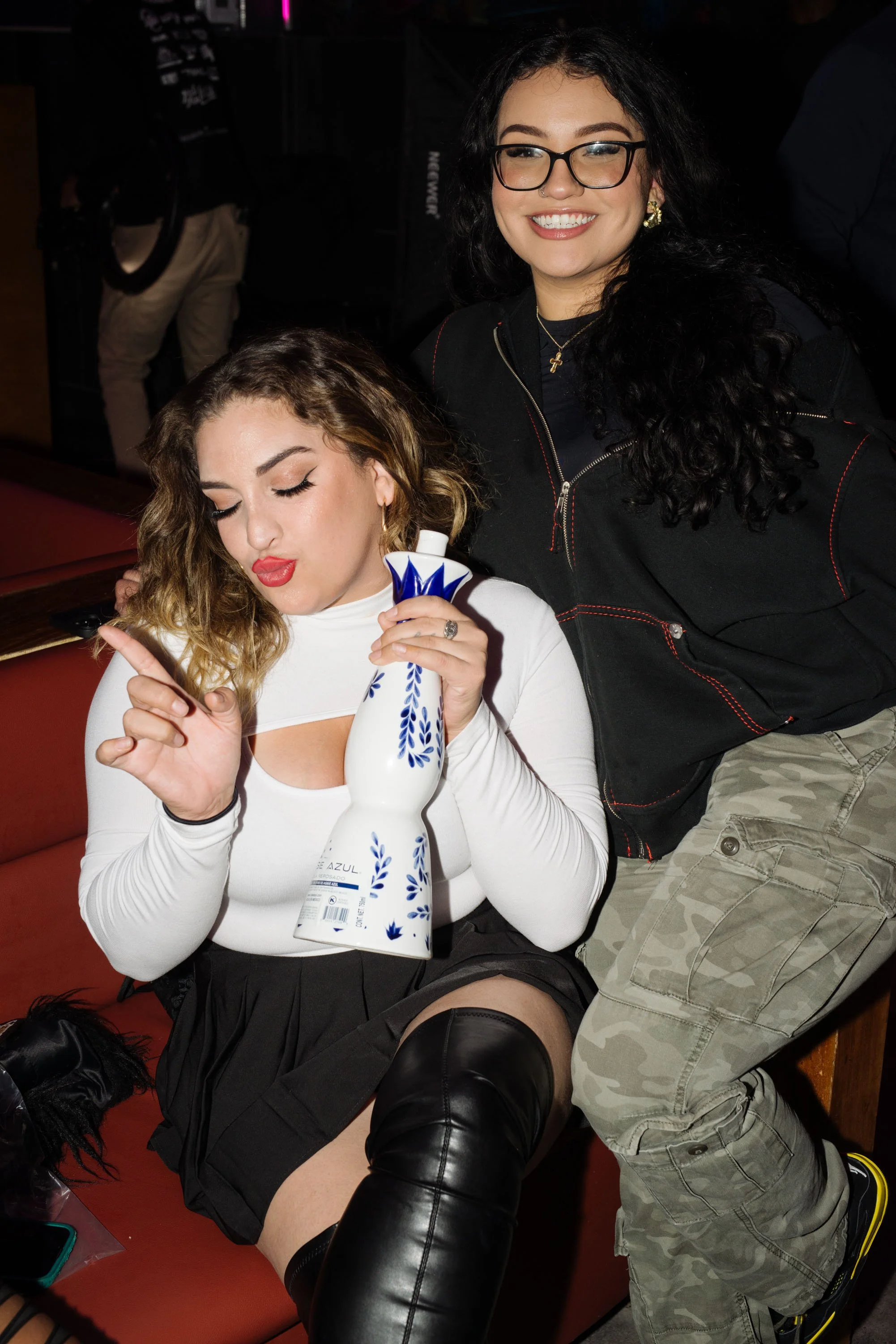 Pretty Girls, Ladies Night, Hue Chicago Apr 24, 2024 10photos-58.jpg