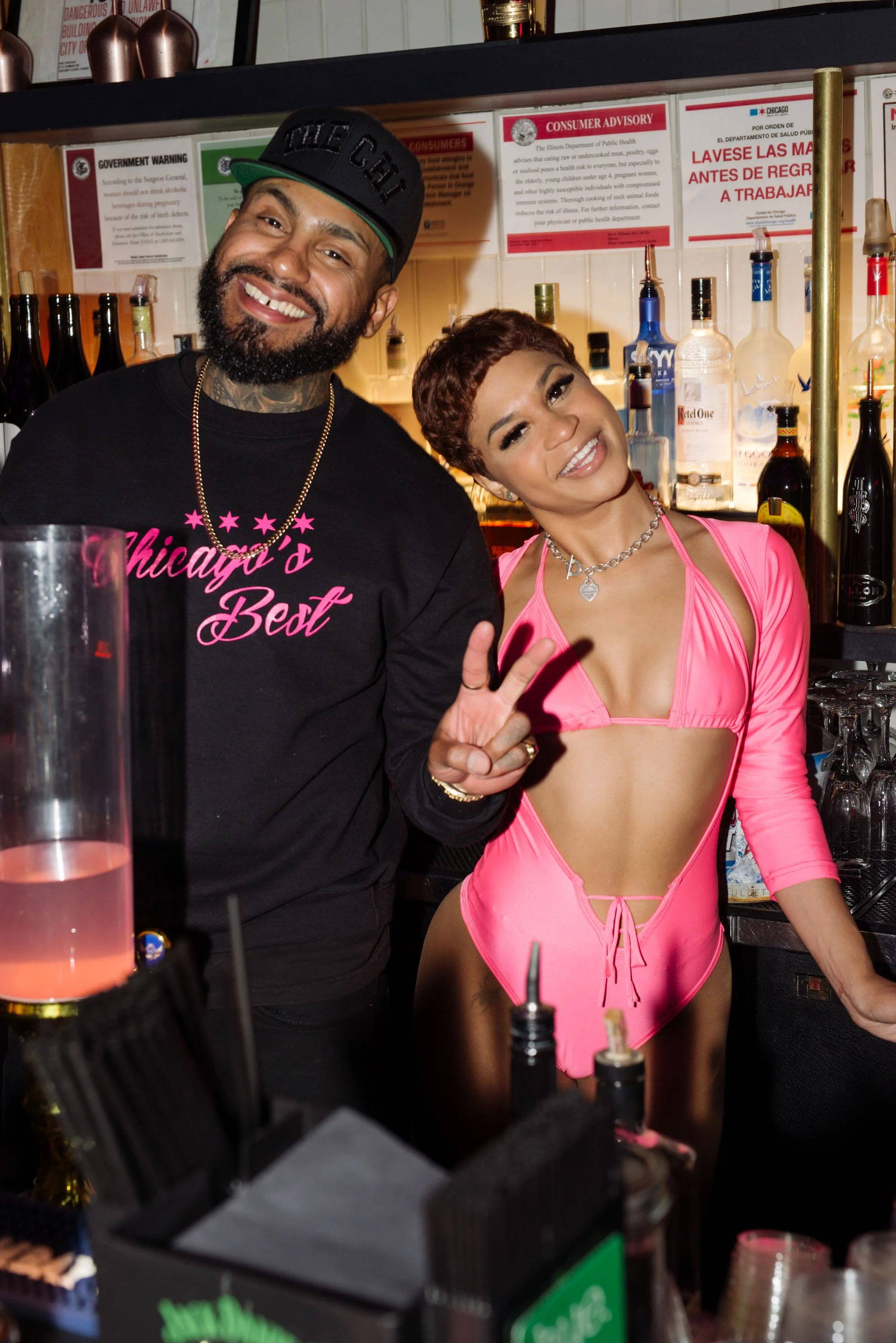 Pretty Girls, Ladies Night, Hue Chicago May 1, 2024 10photos-9.jpg