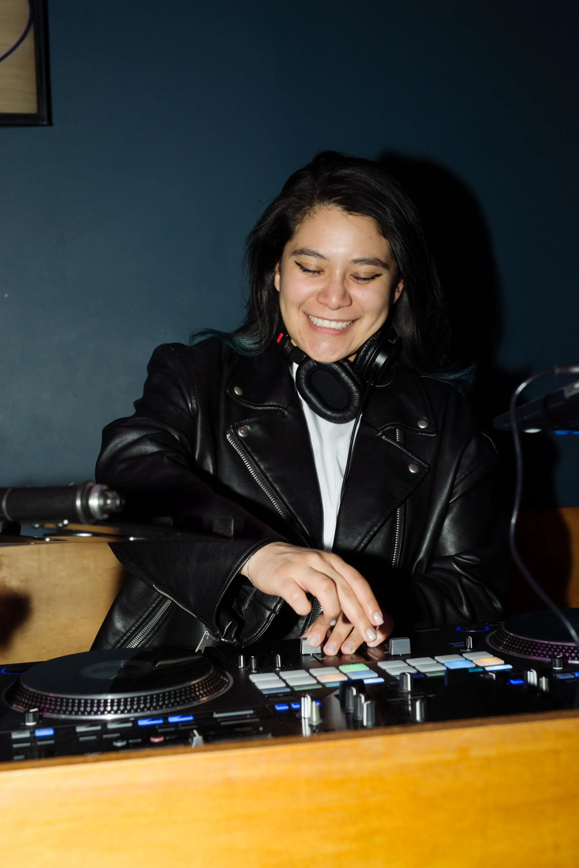 Pretty Girls, Ladies Night, Hue Chicago May 1, 2024 10photos-66.jpg