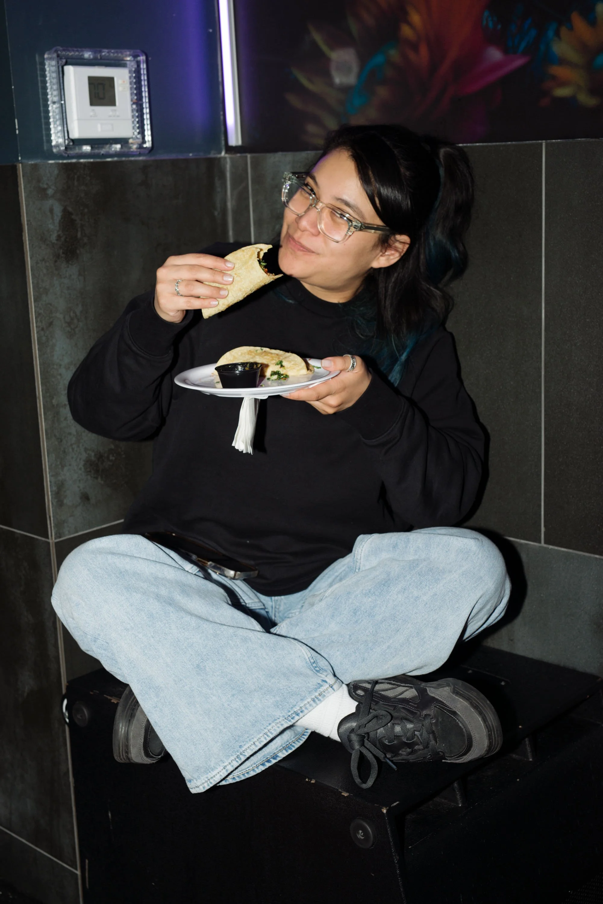 Pretty Girls, Ladies Night, Hue Chicago May 15, 2024 10photos-18.jpg