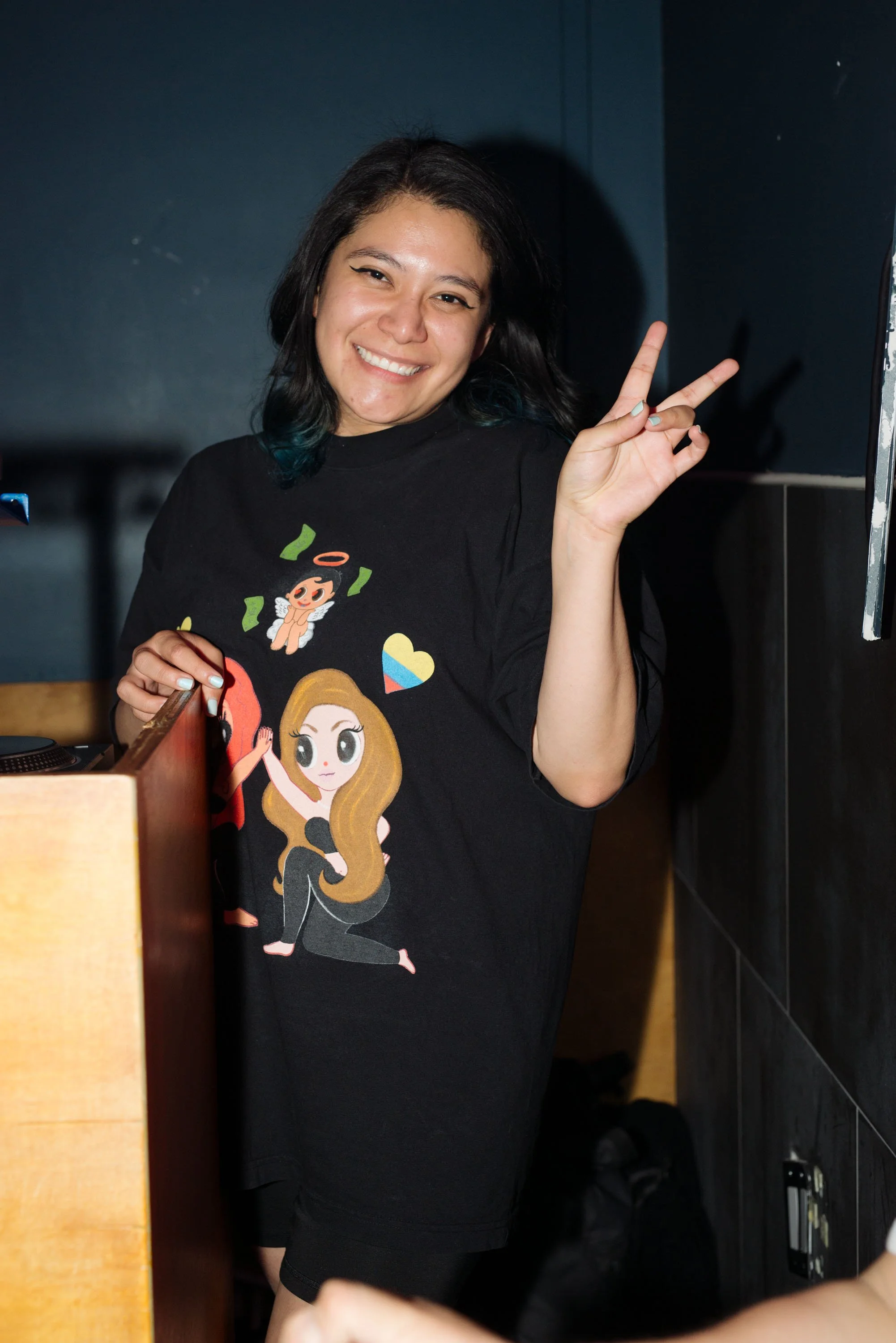 Pretty Girls, Ladies Night, Hue Chicago June 5, 2024 10photos-63.jpg
