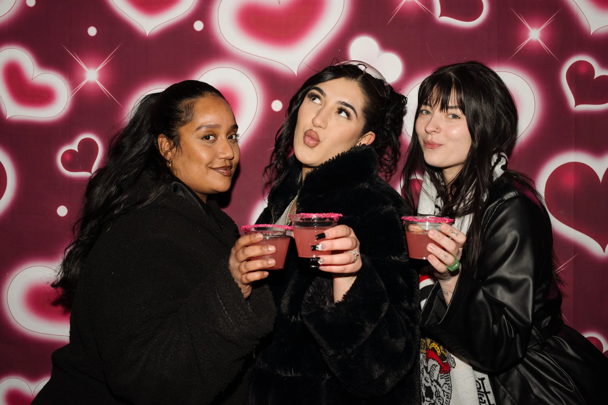 Pretty Girls Love Hue Feb 19, 2025 10photos-18.jpg