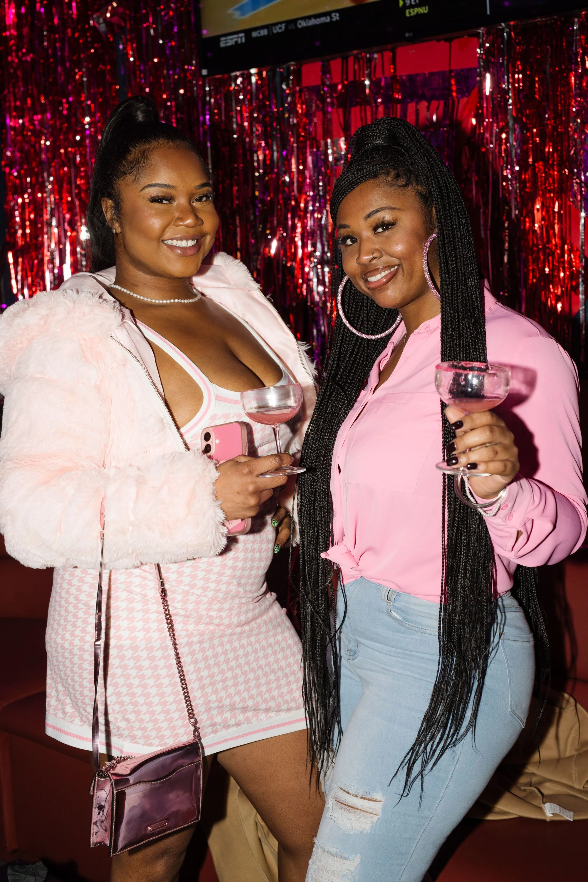 Pretty Girls Love Hue Feb 19, 2025 10photos-21.jpg