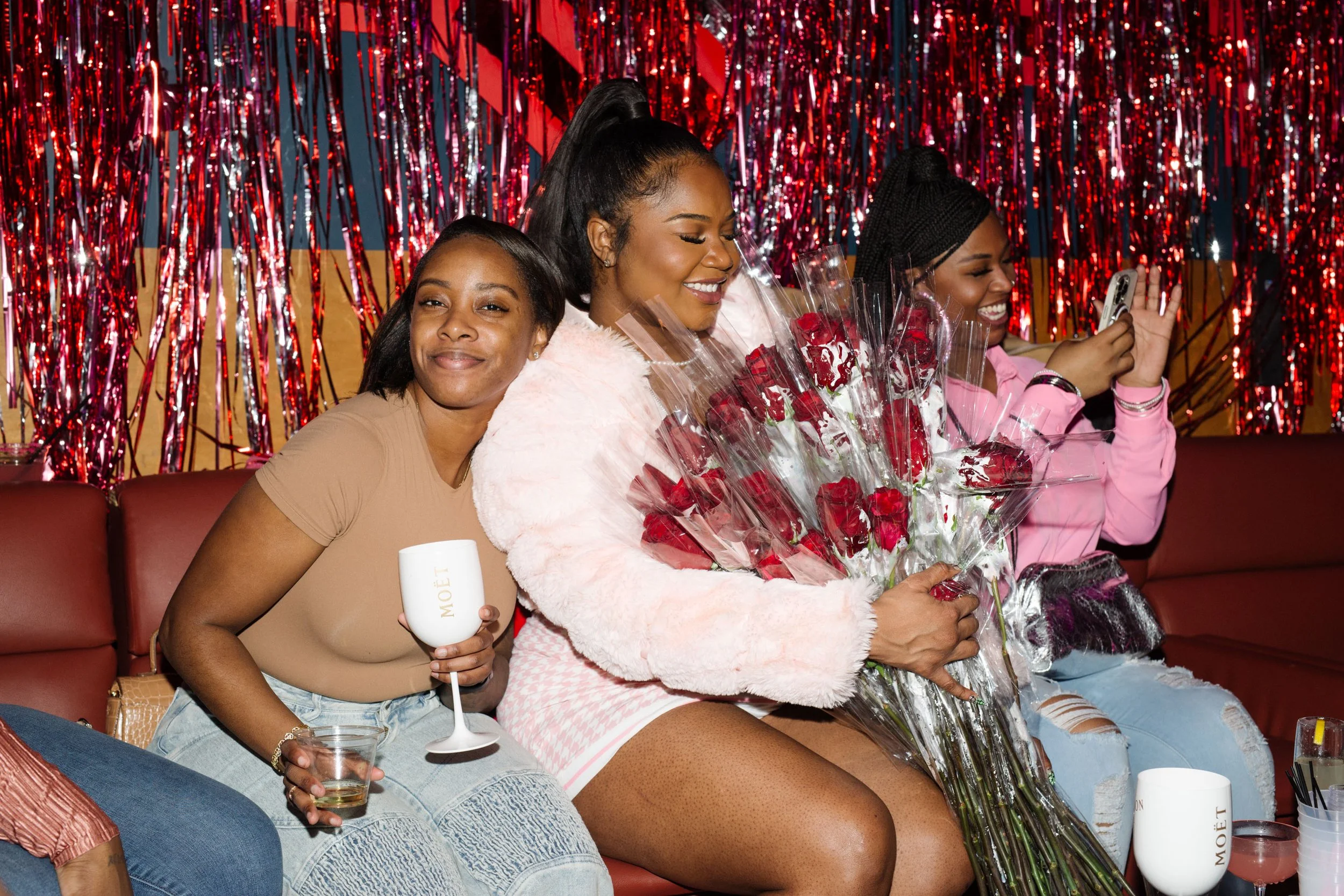 Pretty Girls Love Hue Feb 19, 2025 10photos-72.jpg