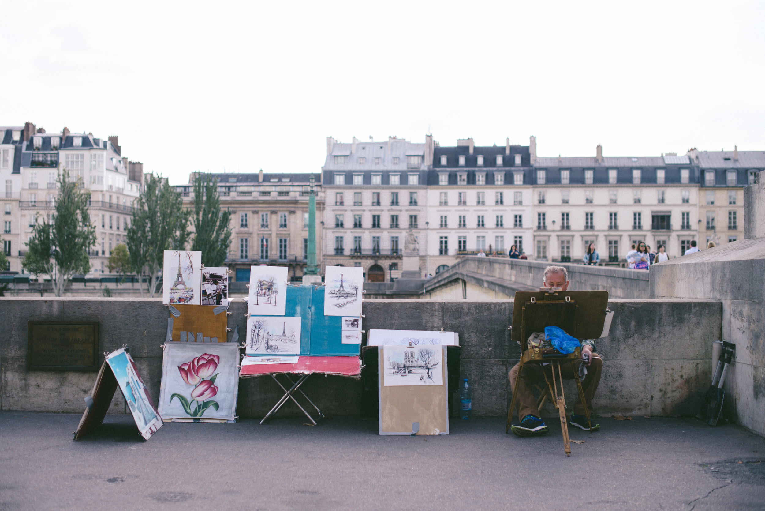 <strong>paris</strong><a href="/paris-travel-guide">FRANCE »<a>