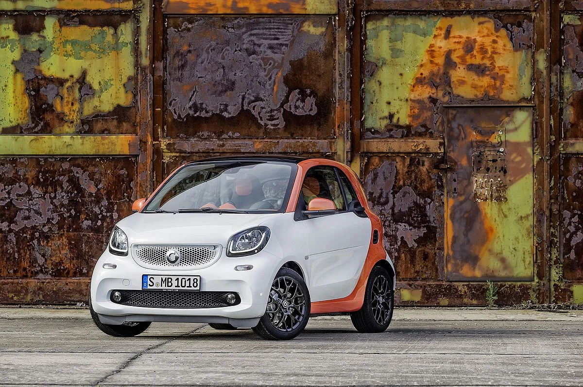 Smart_ForFour_ForTwo_2014_(14502892527).jpg