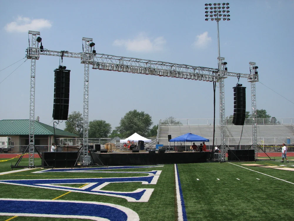 truss speakers.jpg