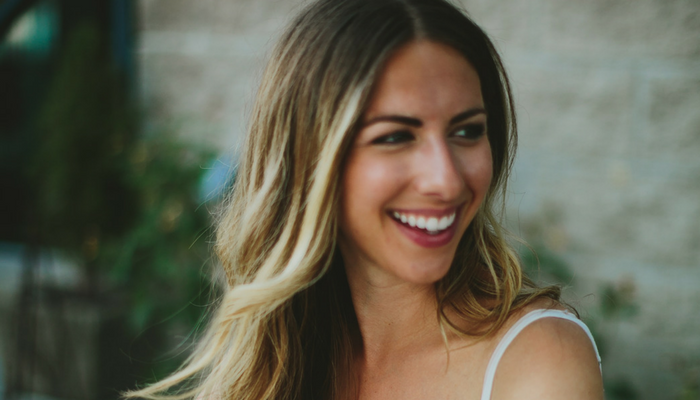 {Ep. 017} Katie Dalebout on Healing Through Journaling, Dealing with Bad Body Image Days, and Being Uncomfortable