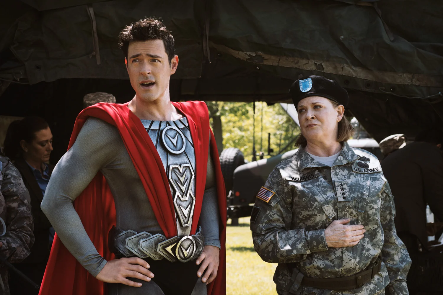 Superian_and_military_medium_shot.jpg