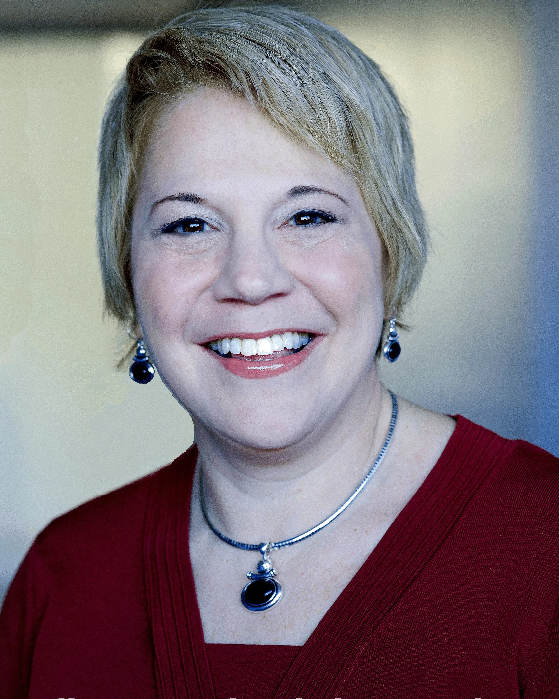 Weinberg headshot 2017 7-3.jpg