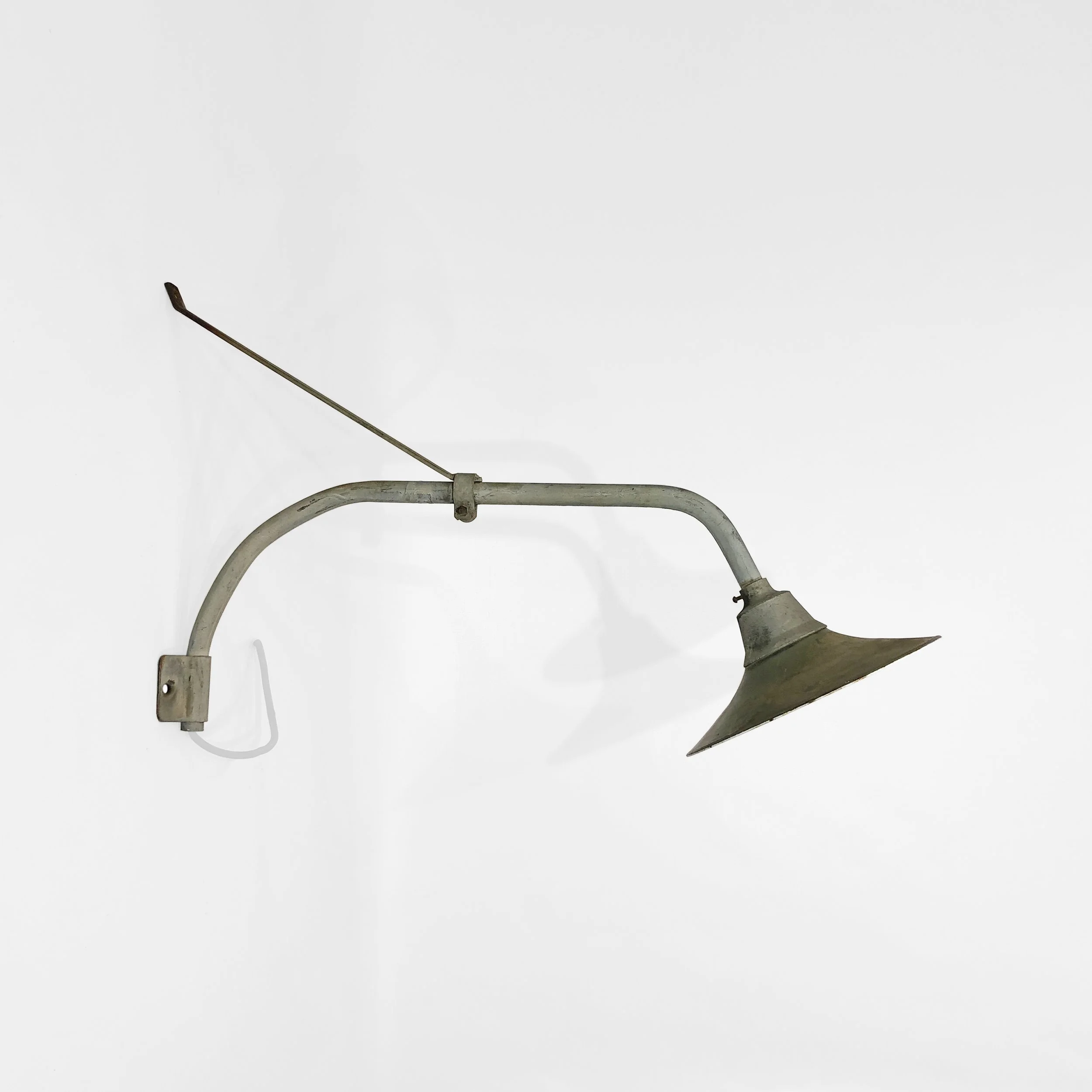Industrial Wall Lamp 1-1_2.jpg