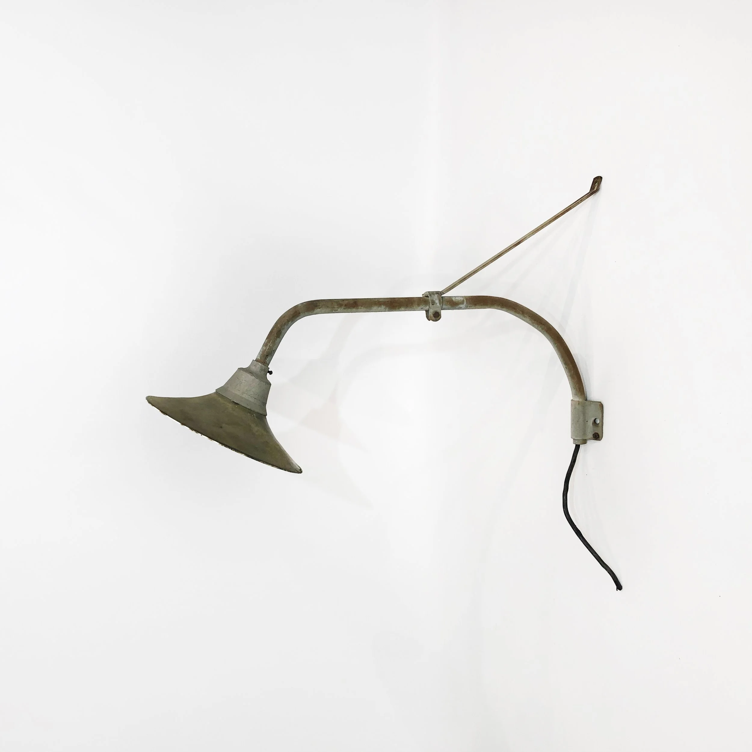 Industrial Wall Lamp 1-1_9.jpg
