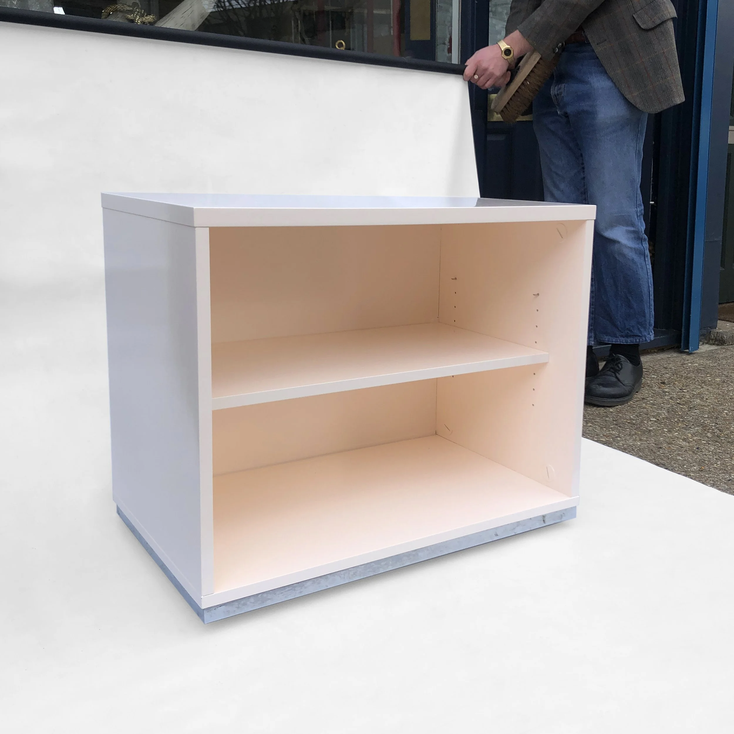 Lacquared On Chrome Base Shelving Unit 3.jpg