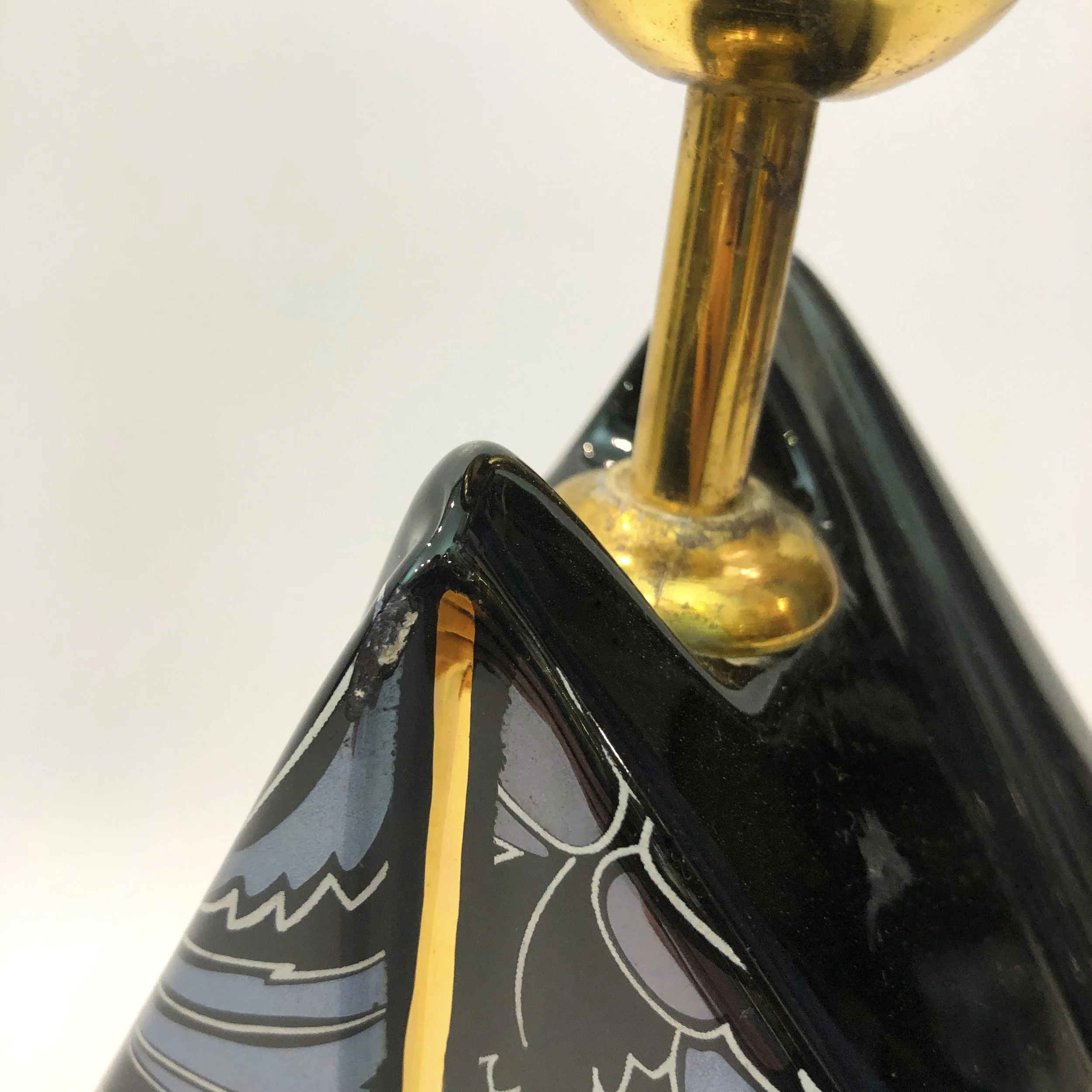 Ceramic Polygonal Iridescent Postmodern Table Lamp 11.jpg