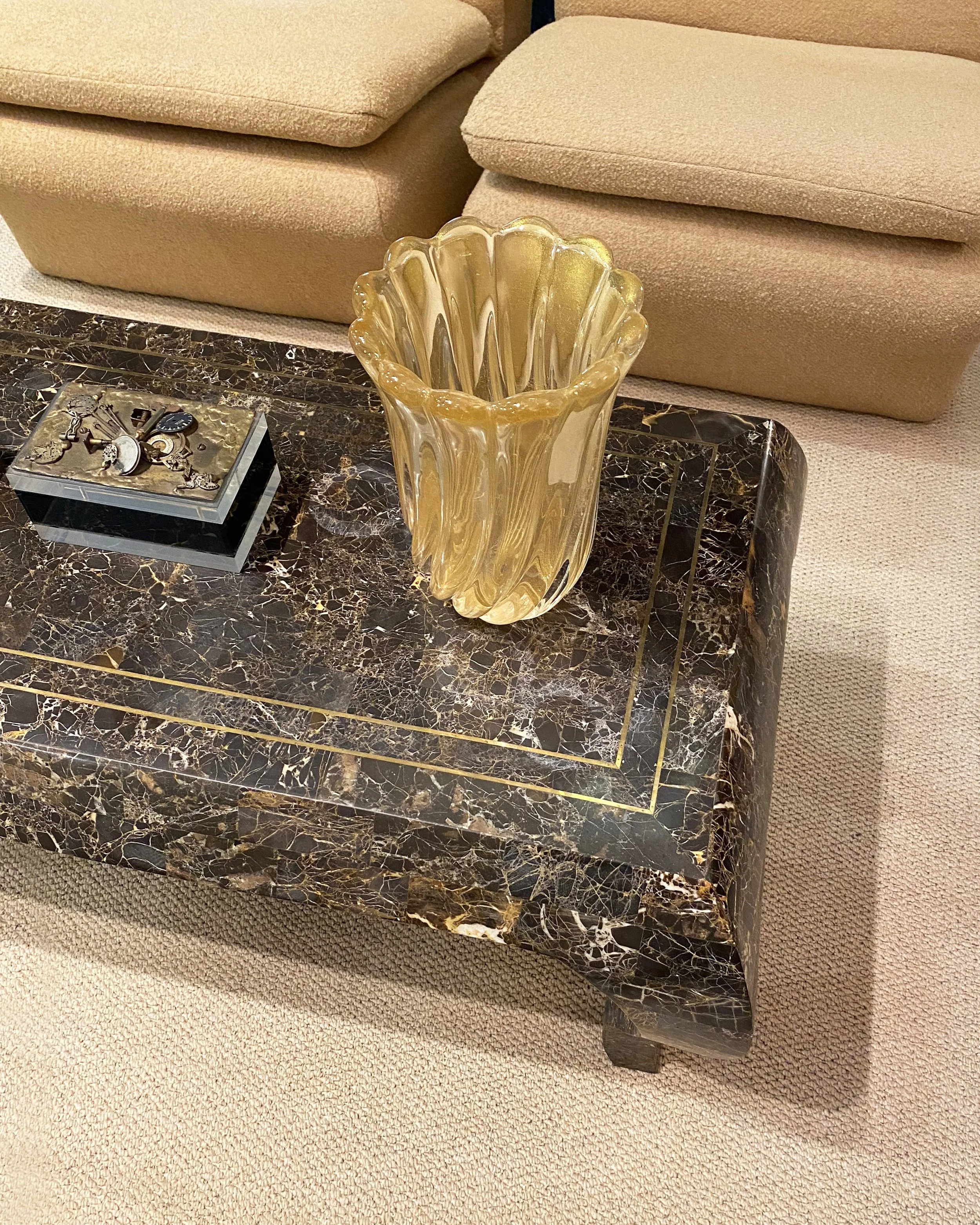 Archimede Seguso Murano Glass Gold Flakes Art Deco Vase 3.jpg