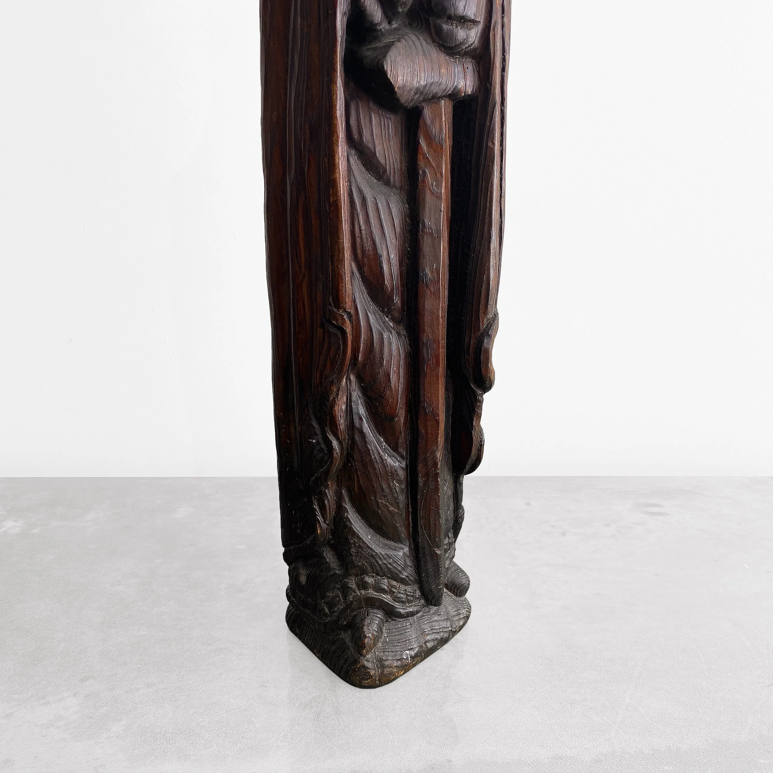 Saint Paul Oak Statue Flanders 12.jpg