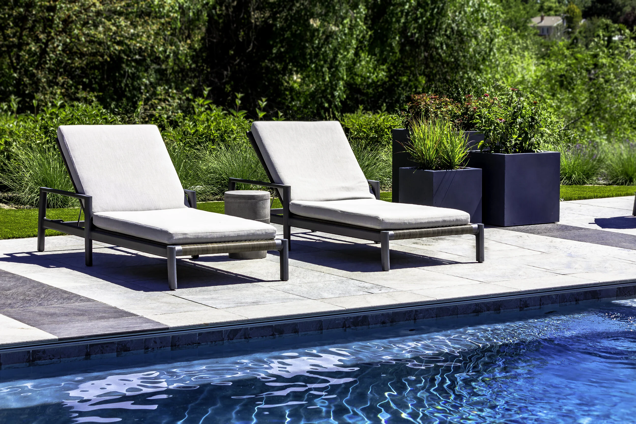 outdoor container poolside .jpg