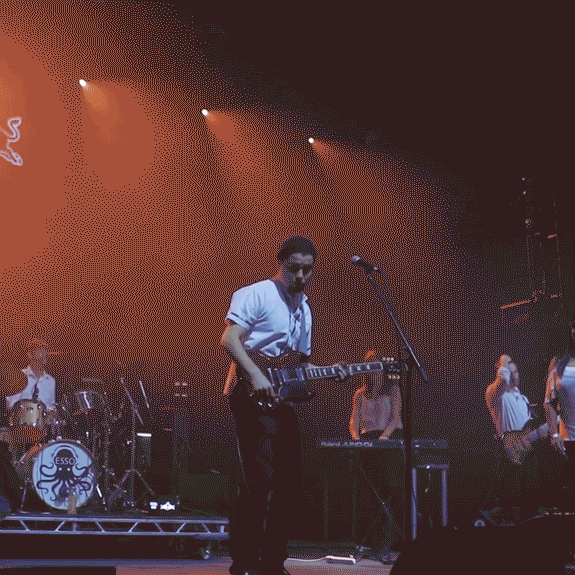 01_Redbull_Xicago_111118-(1).gif