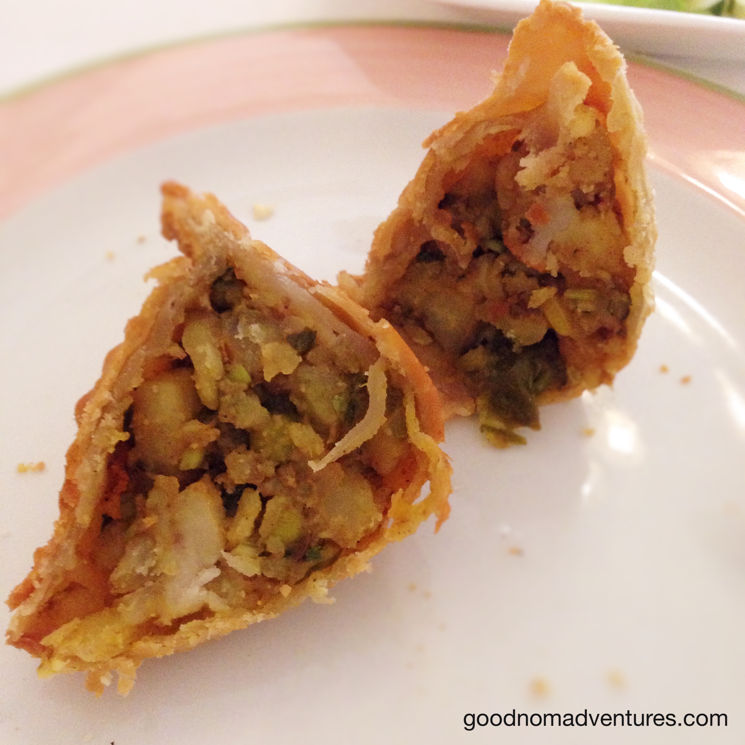 Vegetable samosa