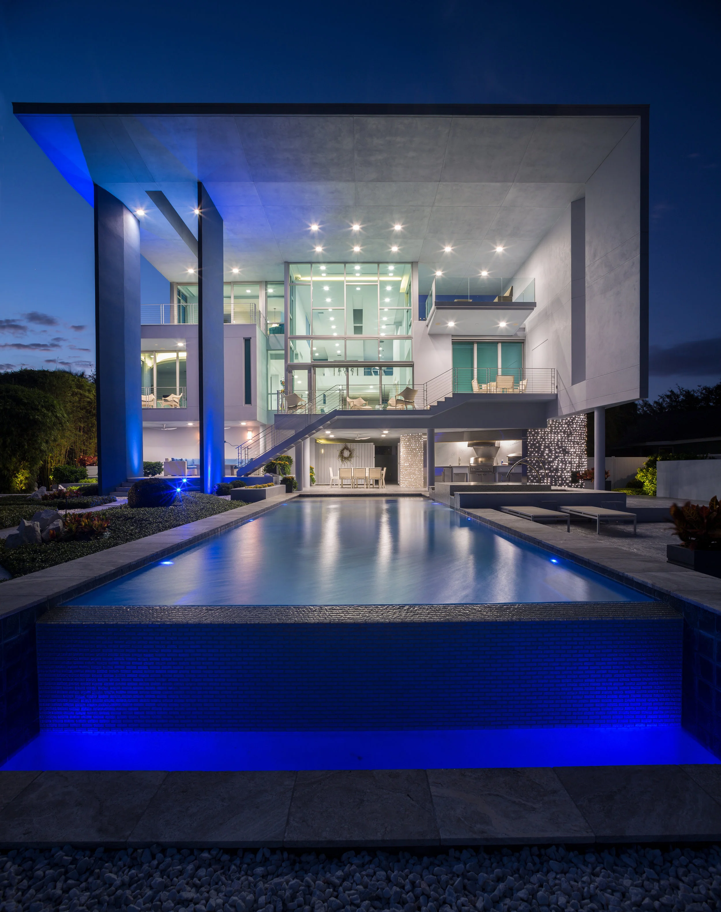 BAYSHORE RESIDENCE